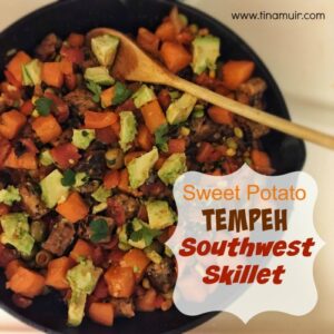 Elite runner Tina Muir shares a healthy meatless monday meal to start your detox after overindulging during the holidays.