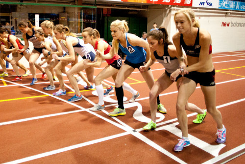 Flying solo, before Saucony came along.....Kim Smith was in this race! I ran from the back to run a 16:13 (not bad for my first indoor race of 2013!)