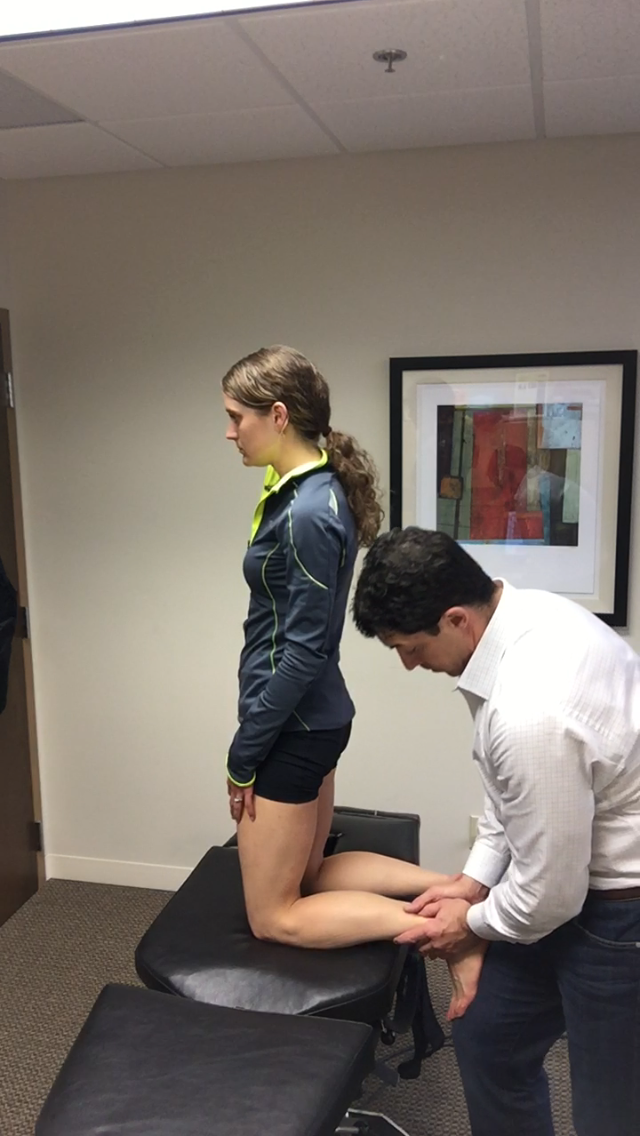Elite runner Tina Muir describes the importance of active release and graston technique as therapy for runners, especially when training for a marathon to keep injuries at bay, and help your muscles handle the stresses of training.